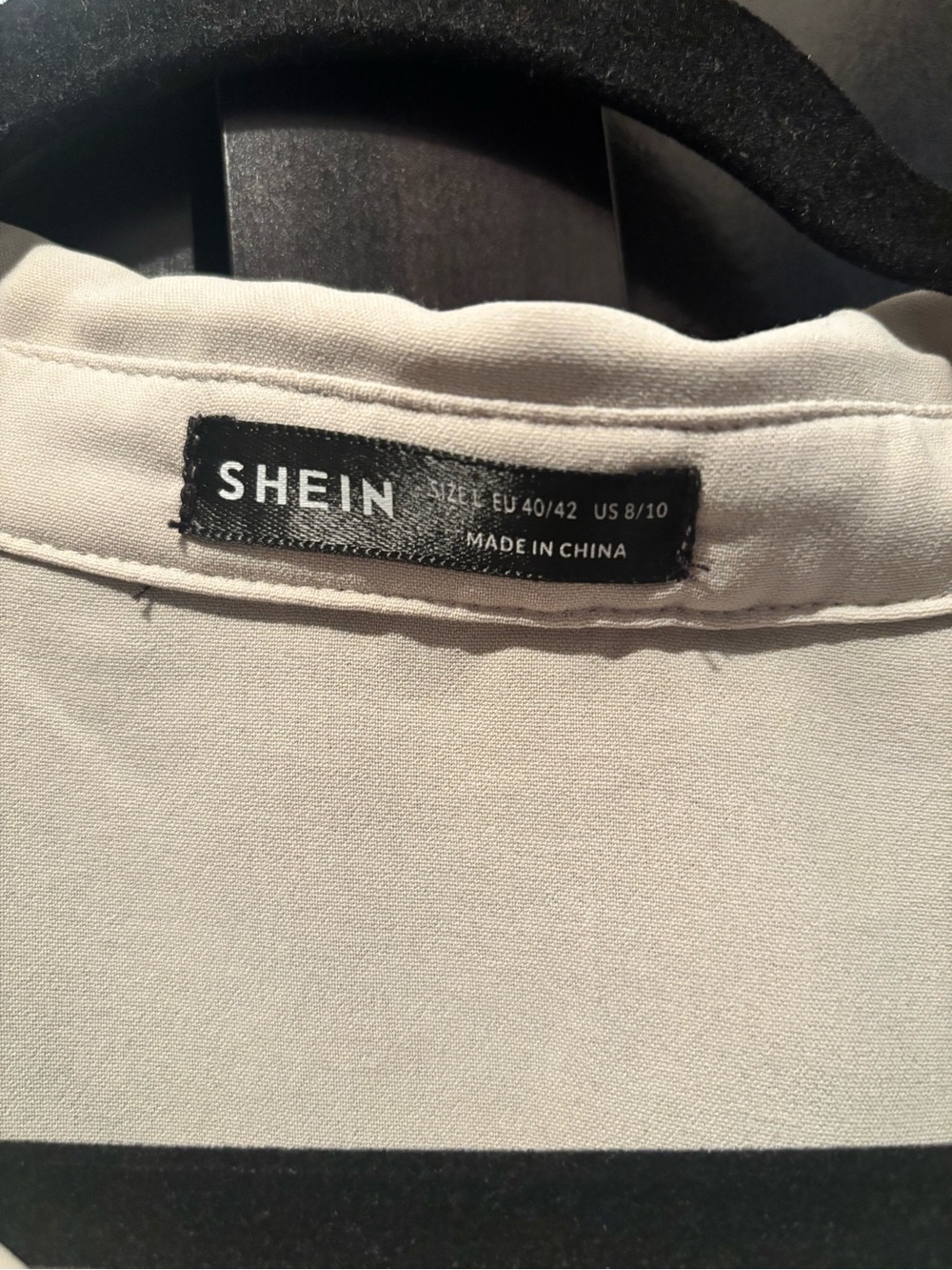 SHEIN Cream Short-Sleeve Button-Up Shirt - Picture 2 of 2